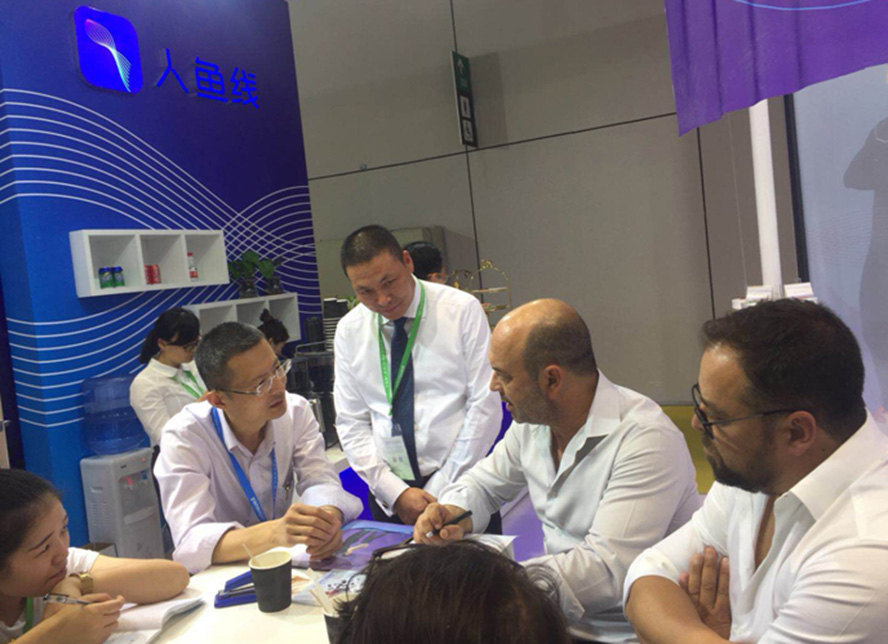 1539655172861195.jpg 4.jpg